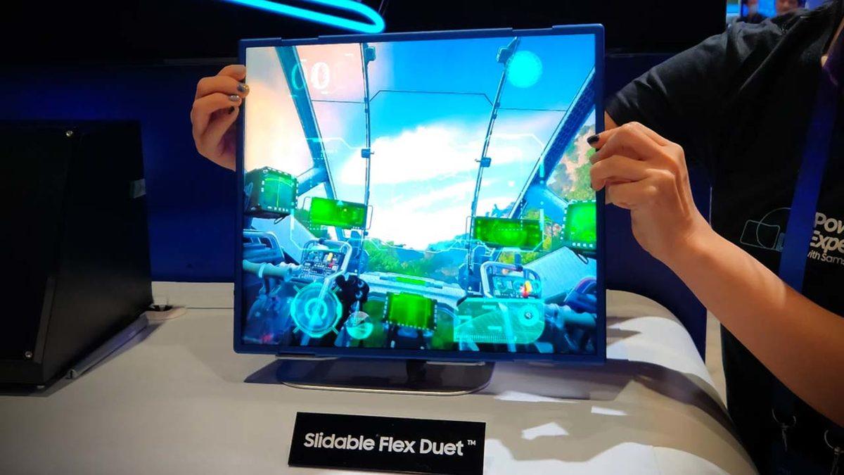 Samsung, Lastik Gibi Uzayıp Kağıt Gibi Katlanan Ekranını Duyurdu