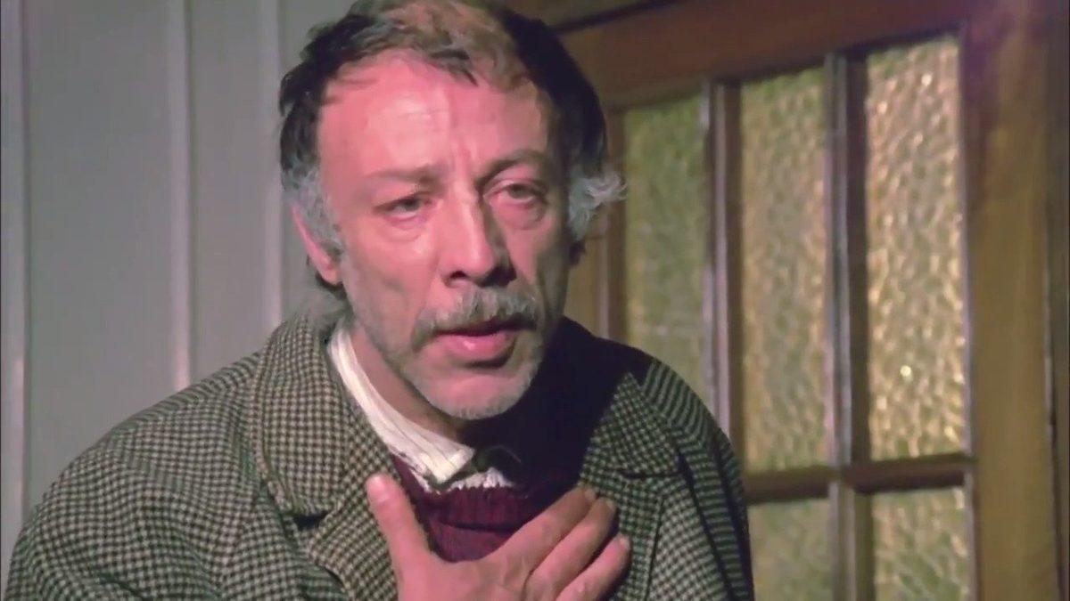 ’Mahmut Hoca’ Gibi Pek Çok Rolle Kalplerimizi Kazanan Usta Oyuncu Münir Özkul’un Rol Aldığı En İyi Filmler