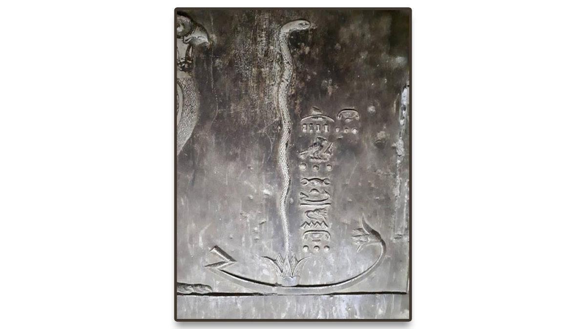 Antik Mısır Kabartmaları Üzerindeki UFO, Helikopter, Ampul Gibi Görünen Şekiller Aslında Ne?