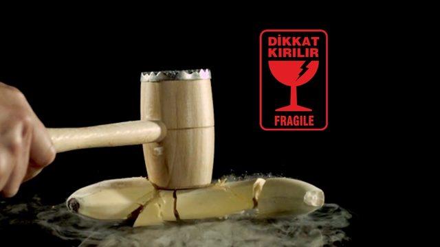 Dikkat Kırılır: Erkeklerin Asla Maruz Kalmak İstemeyeceği ’Penis Kırılması’ Nedir? (Sağlamlık Testi Yapmadık)