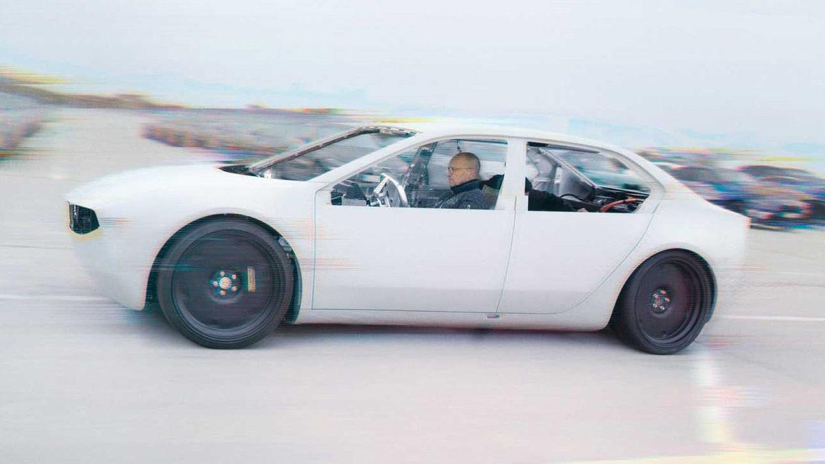 Bugüne Kadarki Hiçbir Otomobile Benzemeyen Ultra Fütürist Konsept ’BMW i Vision Dee’ Tanıtıldı