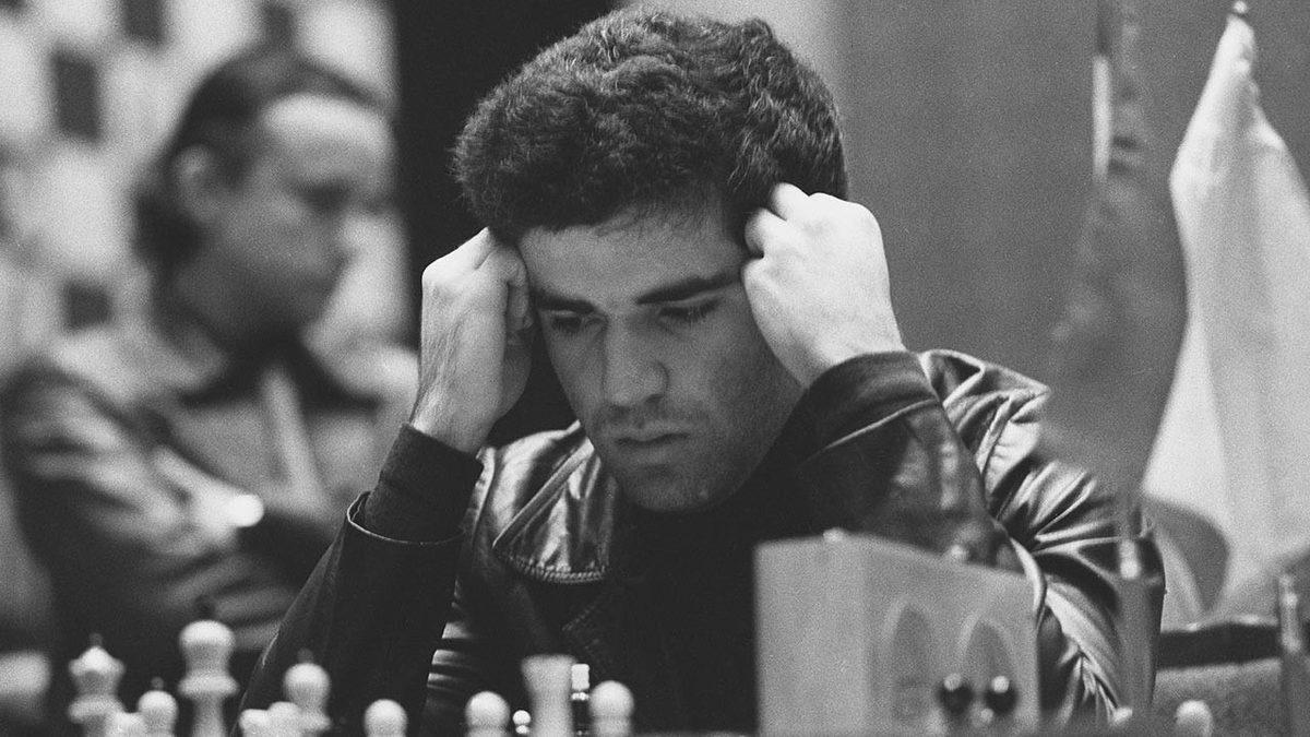Rekorlarla Dolu Bir Öykü: Satrancın En Ünlü Büyükustası ’Garry Kasparov’ Aslında Kimdir?