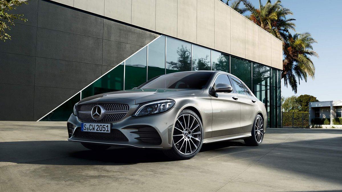 Klas Bir Sedan Serisi: Mercedes-Benz C Serisi Dikkat Çeken Özellikleri ve Fiyat Listesi