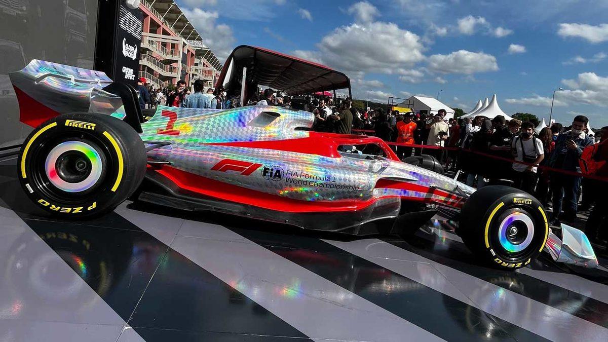 Tasarımıyla Büyüleyen Formula 1 2022 Aracının Kanlı Canlı Fotoğraflarını Çektik