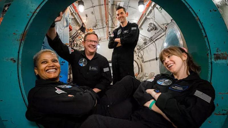 SpaceX Astronotu Inspiration4 Görevindeki Kötü Deneyimlerini Anlattı: “3 Gün Yetmedi”