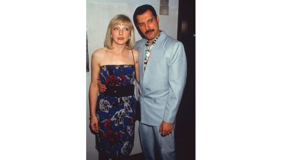 Queen Solisti Freddie Mercury Türk Olsa Rock Değil Arabesk Yapmasına Sebep Olacak Kadın: Mary Austin