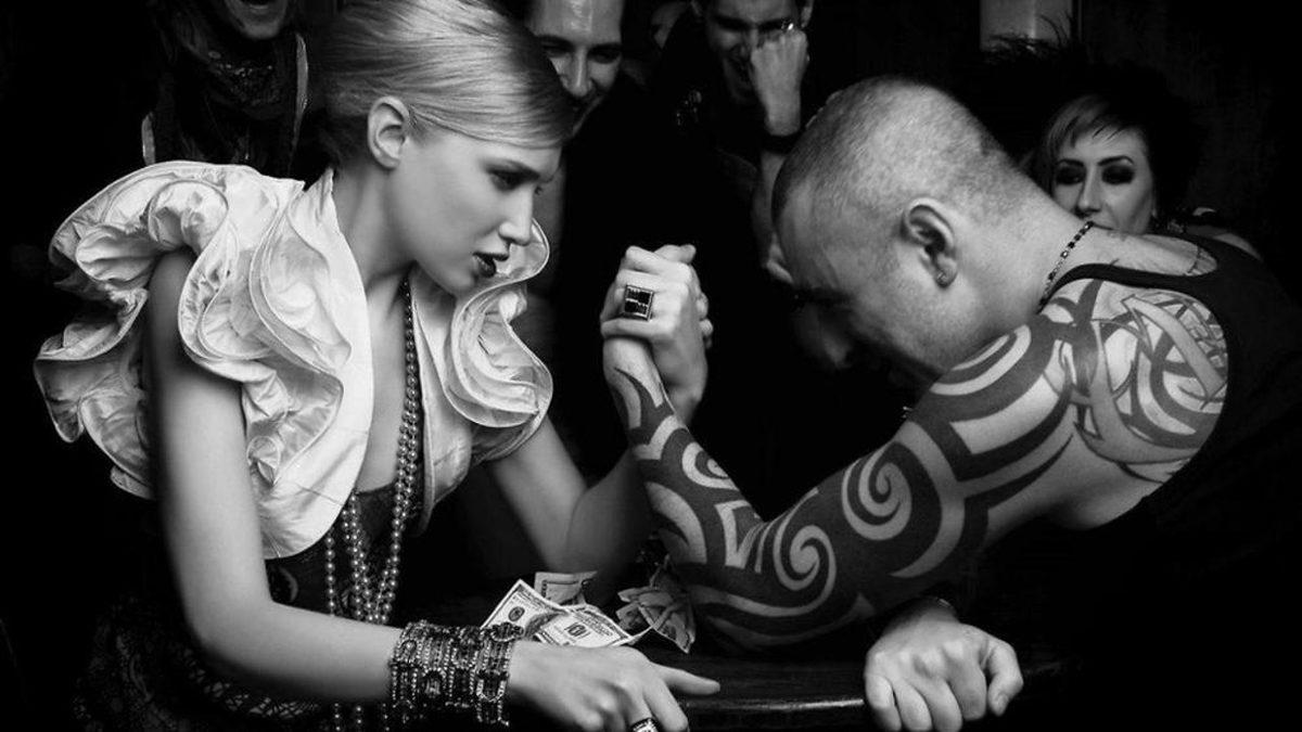 Kadınlar Erkeklere Kıyasla Neden Bir Şeylerden Dört Kat Daha Fazla Korkar?