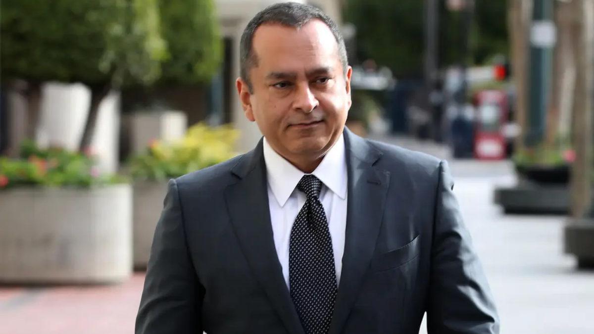 Tosuncuk Görse Kıskanır: Silikon Vadisi’ni Dolandıran Holmes’un Okudukça Dehşete Düşüren Hikayesi