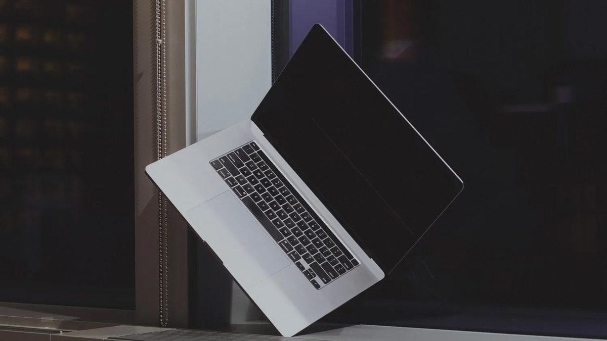 Steve Jobs’ın Kemikleri Sızlıyor: Apple’ın Dokunmatik Ekranlı MacBook Geliştirdiği İddia Edildi