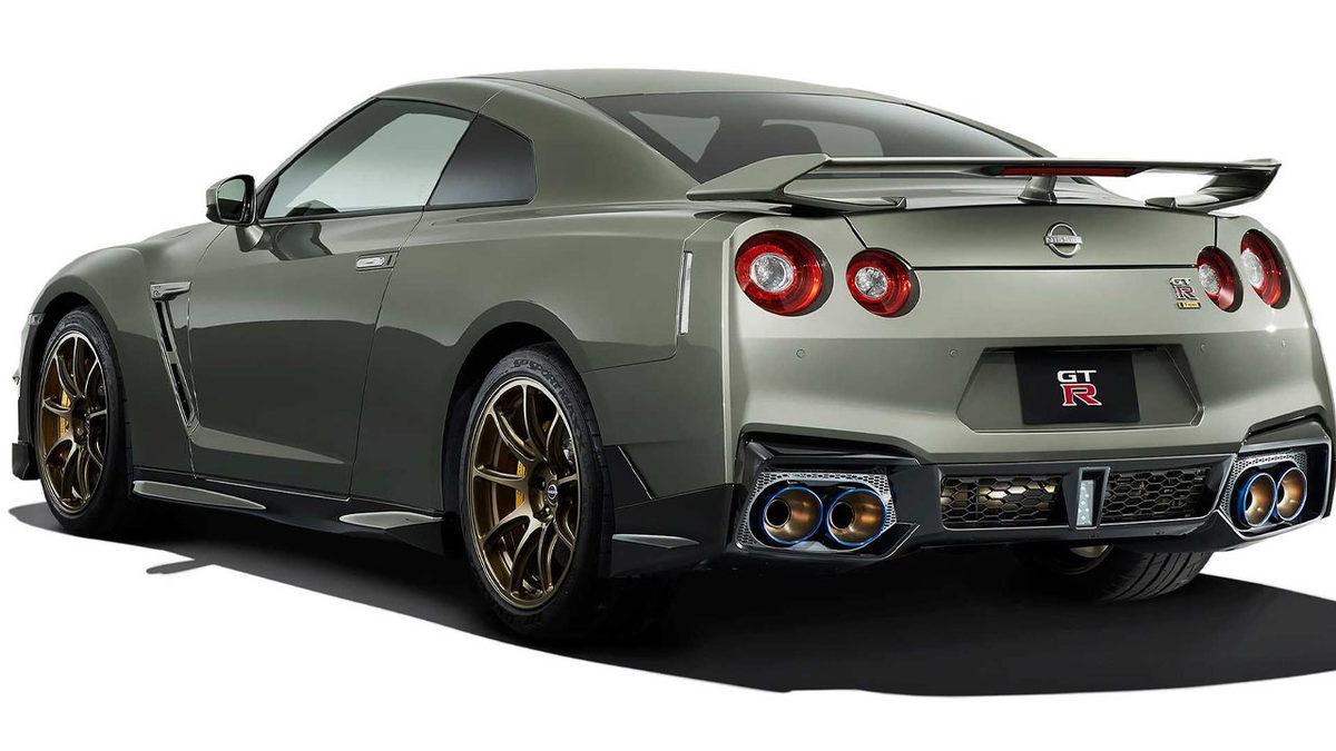 2024 Nissan GT-R Tanıtıldı! Her Bir Noktası Kendine Hayran Bırakıyor