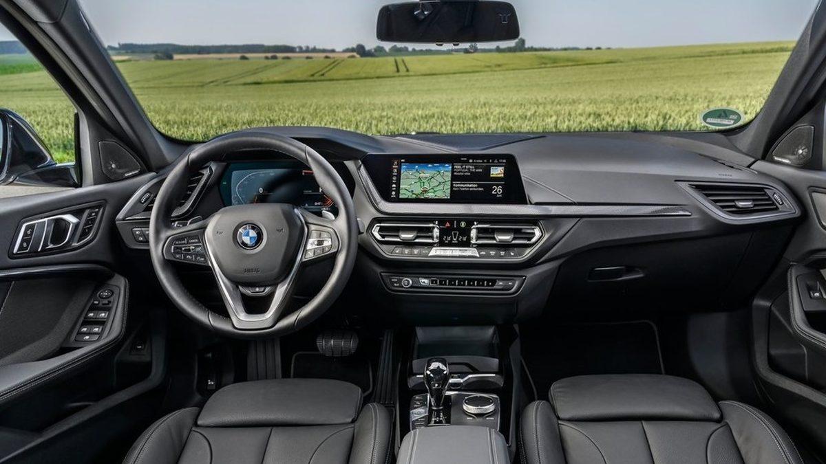 Hem Estetik Hem Teknolojik: BMW 1 Serisi Dikkat Çeken Özellikleri ve Fiyat Listesi