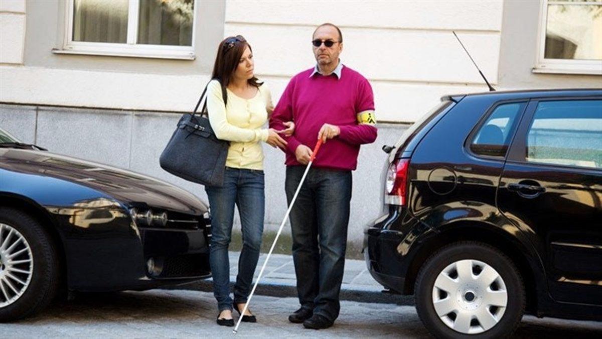 Görme Engelli Bir Bireyin Teknoloji Şirketleri Hakkında Söylediklerini Duyunca Gerçek Bir Empati Kuracaksınız!