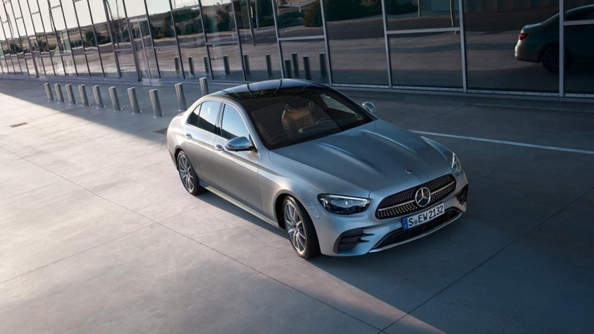 Hem Özellikleri Hem Fiyatıyla Dudak Uçuklatıyor: Mercedes E-Serisi Öne Çıkan Özellikleri ve Fiyat Listesi