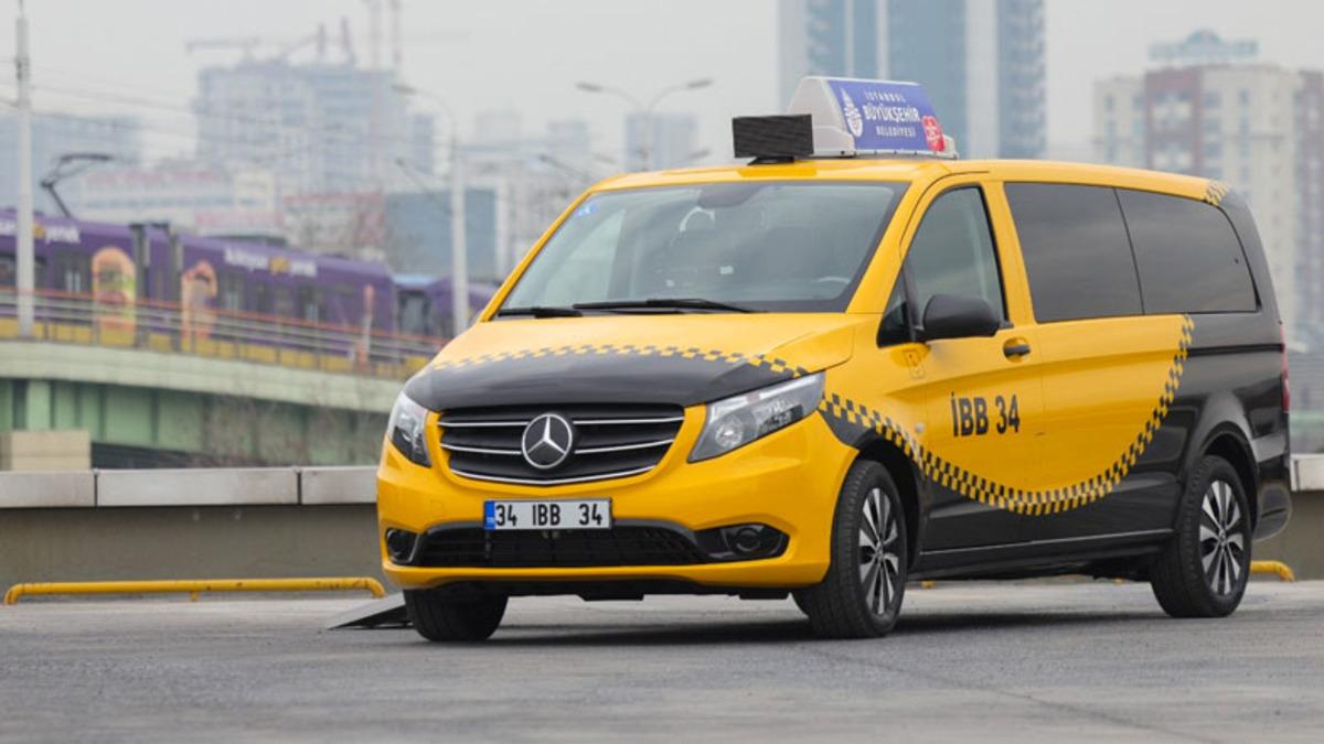 İstanbul’daki Bazı Minibüs ve Dolmuşların Yerini Alacak ’Sarı’ Belediye Taksileri Tanıtıldı