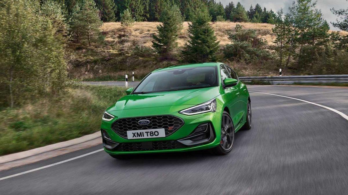 Golf’e Rakip Olabilir mi: 2022 Ford Focus, Makyajlanan Tasarımıyla Tanıtıldı