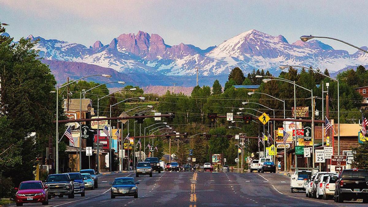 ABD’nin En Az Vatandaşa Sahip Eyaleti, Elektrikli Araçları 2035’e Kadar Yasaklamak İstiyor