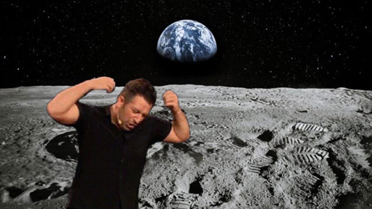 Okan Bayülgen, Uzay Çalışmaları Açıklamalarıyla ’Bütün Sırrı Bozdu’: Sosyal Medyadan Tepki Gecikmedi