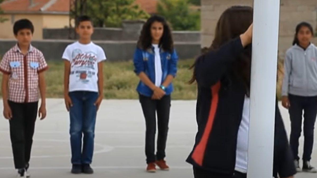 Squid Game Türkiye’de Olsa Çocukluğumuzdaki Hangi Oyunlar Yer Alırdı?