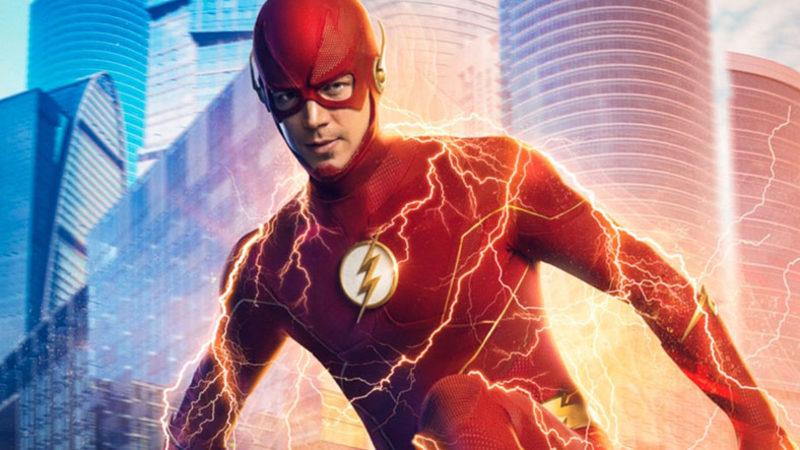 25 Yıl Önceki Batman Geri Dönüyor: Çoklu Evrene Kapı Açan The Flash’ın Filminden İlk Fragman Geldi