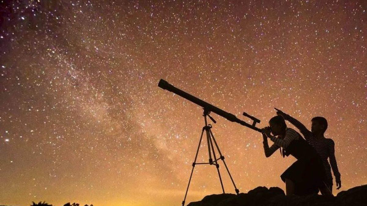 En Basit Malzemelerle Evde Teleskop Nasıl Yapılır? Adım Adım Anlattık