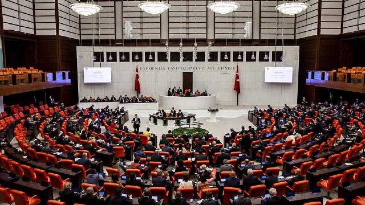 Milletvekilleri Artık Özgeçmişlerine ’TikTok’ Profillerini Ekleyebilecekler