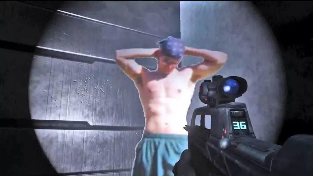 Oyuna Yarı Çıplak Fotoğrafını Ekleyerek Oyunculara Unutulmayacak Bir Sürpriz Yapan Geliştirici