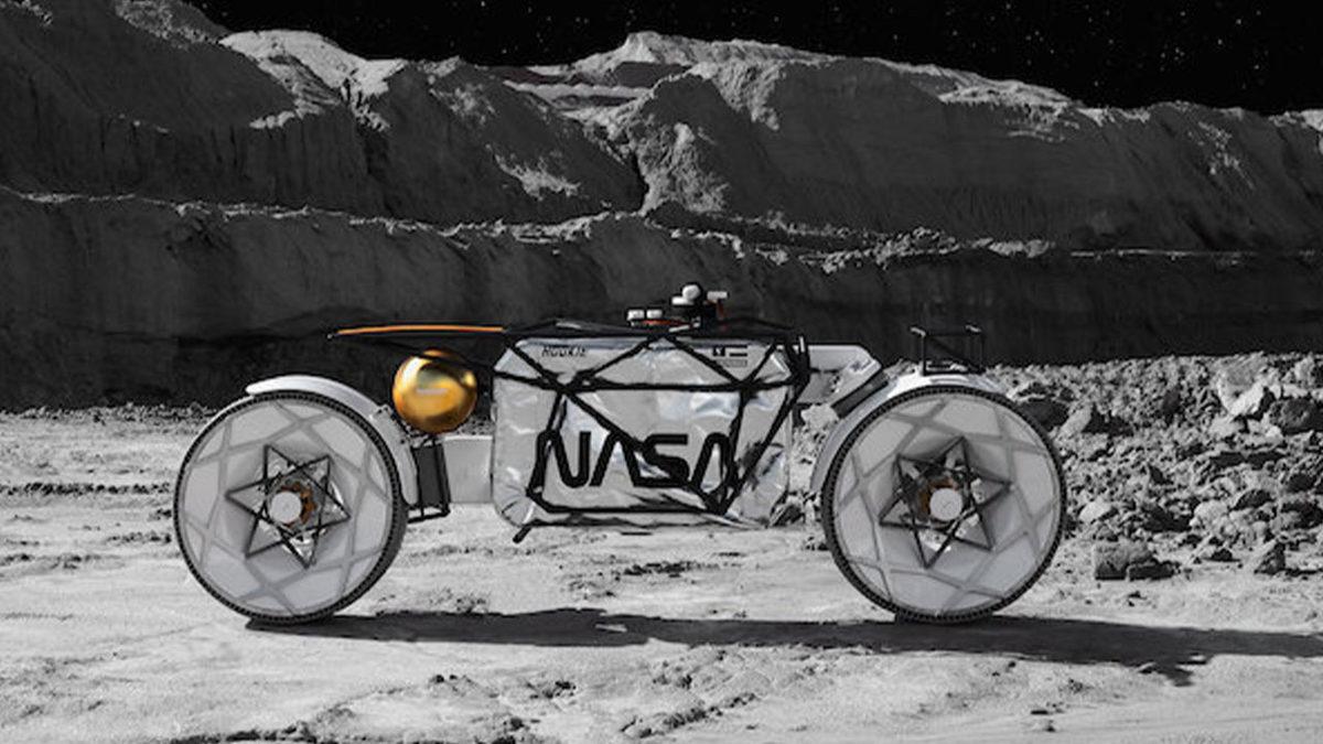 Dünyanın İlk ‘Ay Motosikleti’ Konsepti Tanıtıldı (Astronotları Gönderdik, Motosikleti Eksik Kaldı)
