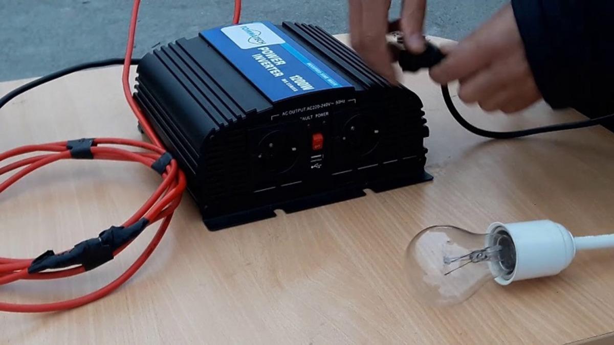 Elektrik Akımını Aktarmaya Yarayan İnvertör Tam Olarak Nedir, Ne İşe Yarar?