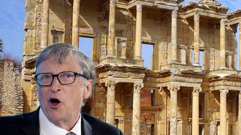 Yeni Komplo Teoriniz Varsa Alırız: Türkiye’ye Gelen Bill Gates, Efes Antik Kenti’ni Paşalar Gibi Gezdi