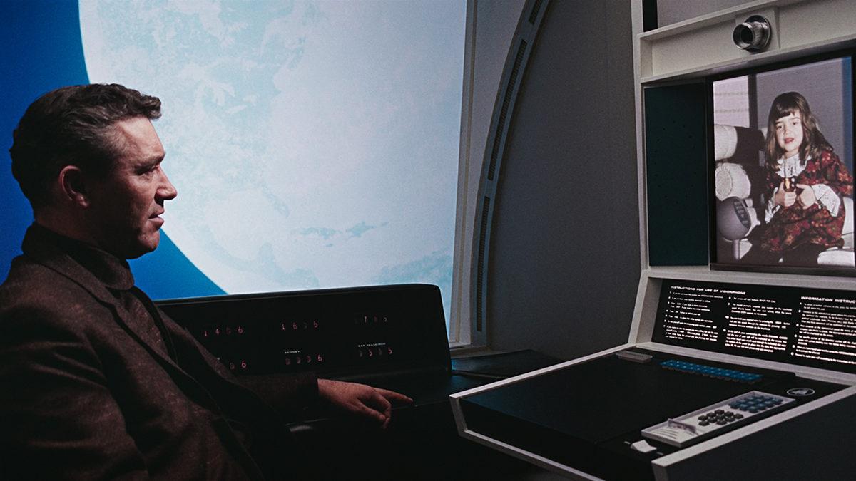 Nostradamus’u Boşverin, Filmlere Bakın: Günümüzdeki Teknolojileri İsabetli Bir Şekilde Tahmin Eden 10 Bilim Kurgu Filmi