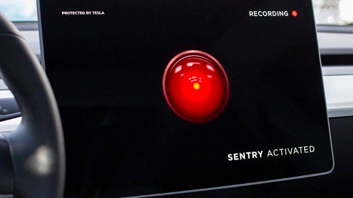 Tesla’nın Nöbetçi Modu’na Güncelleme Geliyor: Artık Canlı Yayın Yapabilecek