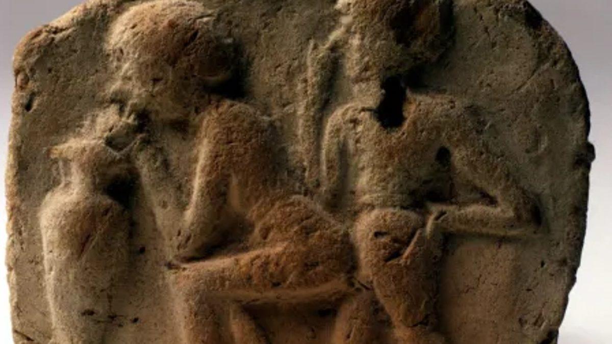 Kadınların Bir Erkeği Geri Çevirmesinin Bile Yasak Olduğu Babiller’deki Birbirinden İlginç Gelenekler