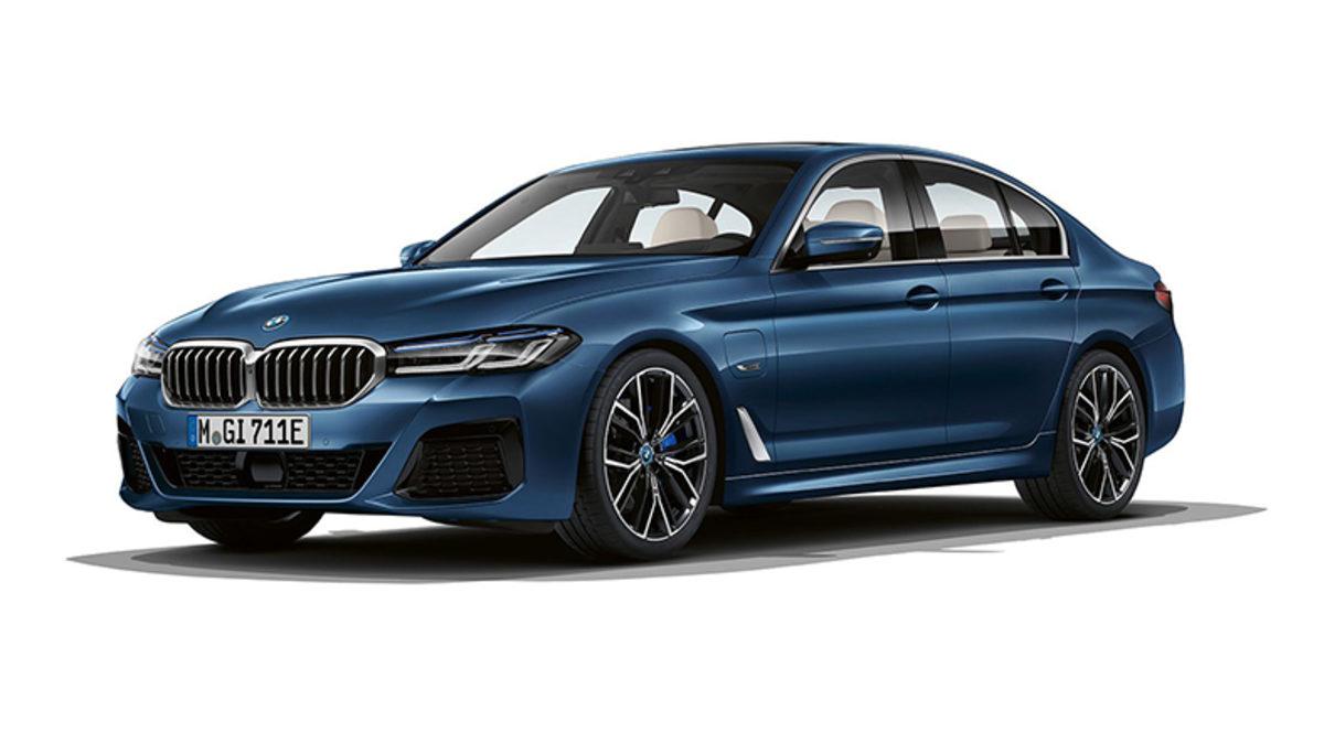 Özellikleriyle Güldürüp Fiyatıyla Üzen BMW 5 Serisi Sedan’ın Dikkat Çeken Özellikleri ve Fiyat Listesi