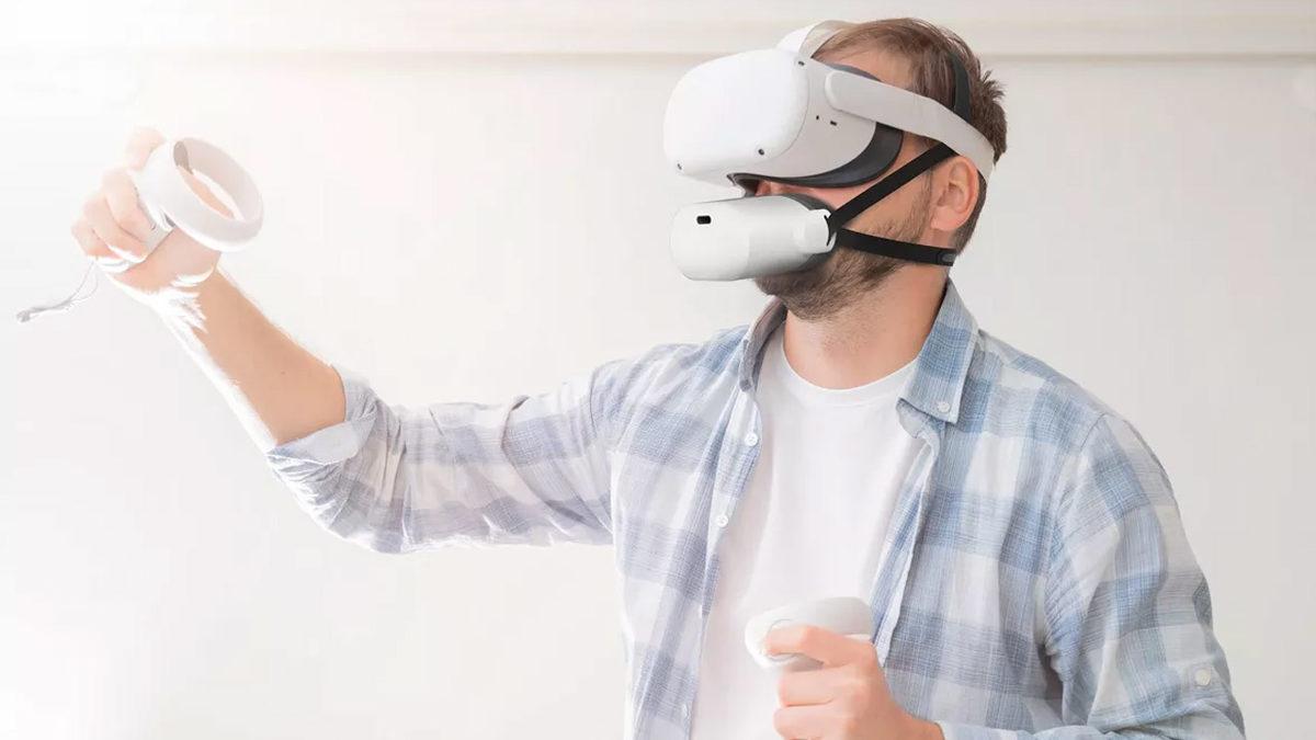 Bugüne Kadar Geliştirilmiş En ‘Saçma’ Ürünlerden Biri: Ses Geçirmez Mikrofon (Monitörü Isırmayalım Diye Tasarlanmış Gibi)