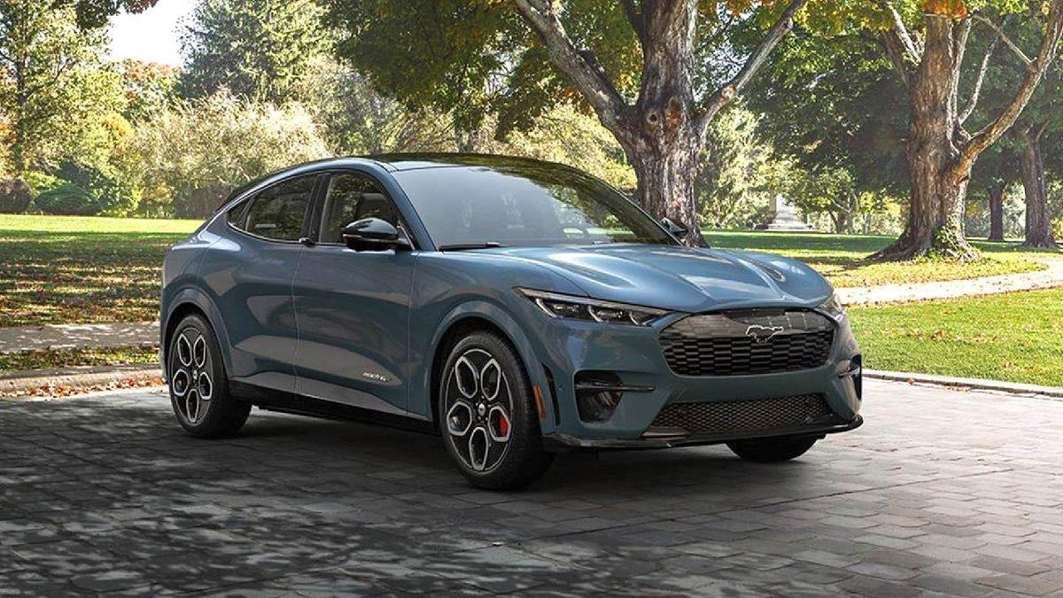 Tesla’dan Sonra Ford’dan da İndirim Kararı: Elektrikli Mustang Mach-E’nin Fiyatı Binlerce Dolar Düştü
