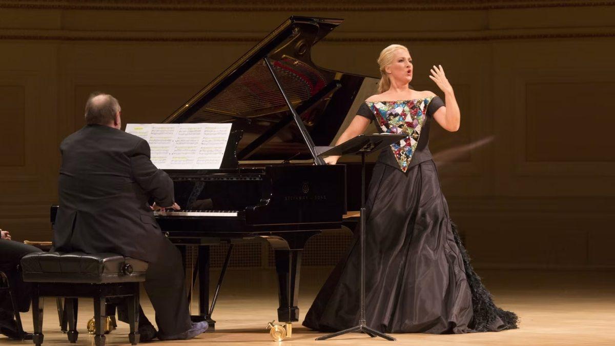 Opera Sanatçılarının Çoğu Gerçekten Şişman mı, Yoksa Bize mi Öyle Geliyor?