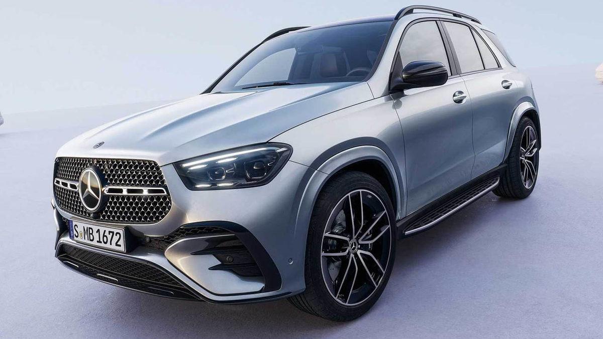2024 Model Mercedes-Benz GLE Serisi, Hibrit Motor Seçeneği ile Tanıtıldı