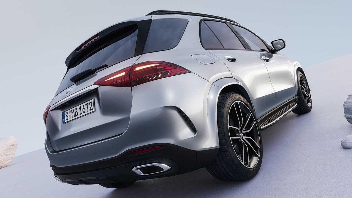 2024 Model Mercedes-Benz GLE Serisi, Hibrit Motor Seçeneği ile Tanıtıldı