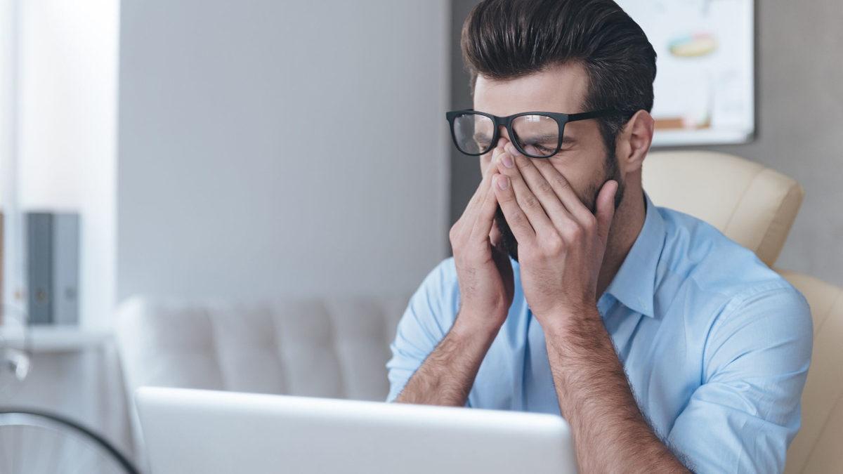 Ekranlardan Sürekli Aldığımız Mavi Işık Vücudunuzu Nasıl Etkiliyor?