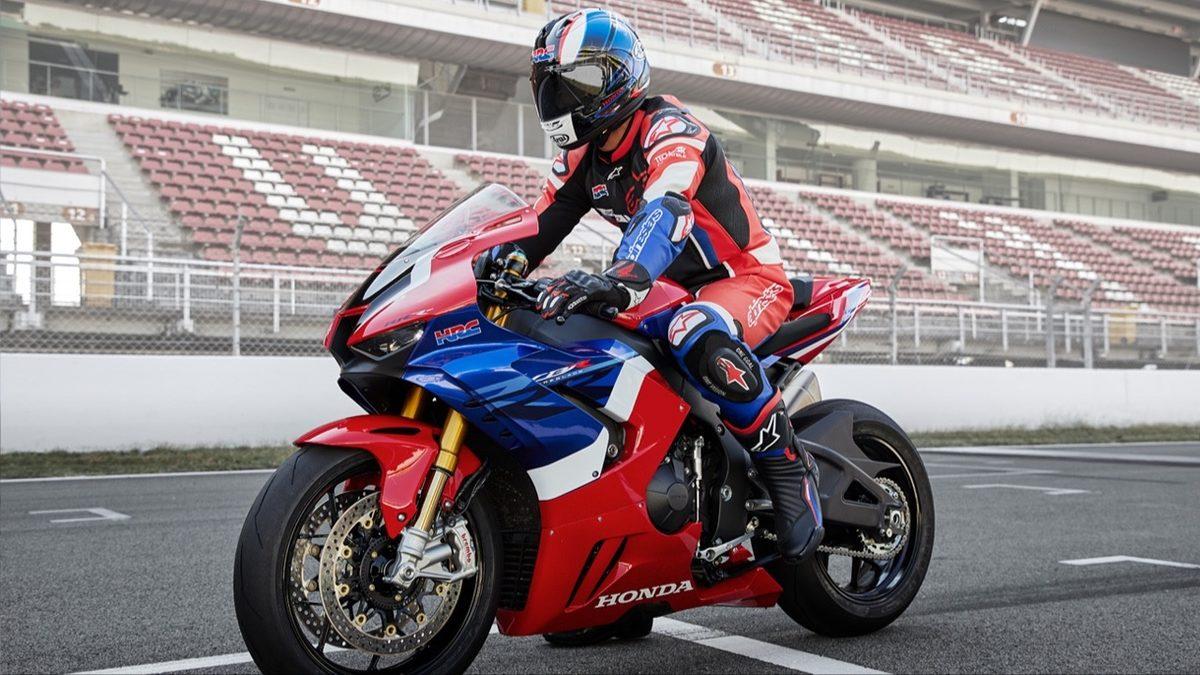 Motor Tutkunları Buraya: Honda’nın Supersport’u CBR1000RR-R Dikkat Çeken Özellikleri ve Fiyat Listesi