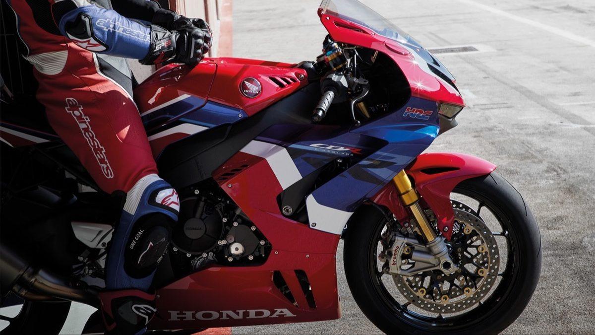 Motor Tutkunları Buraya: Honda’nın Supersport’u CBR1000RR-R Dikkat Çeken Özellikleri ve Fiyat Listesi