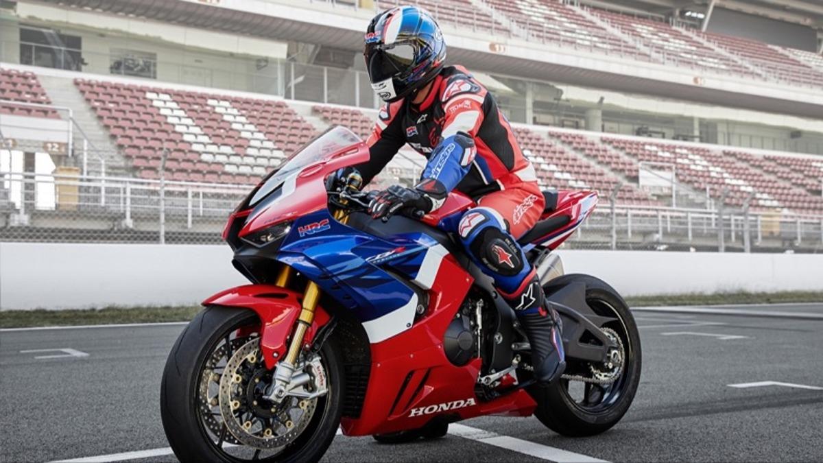 Motor Tutkunları Buraya: Honda’nın Supersport’u CBR1000RR-R Dikkat Çeken Özellikleri ve Fiyat Listesi