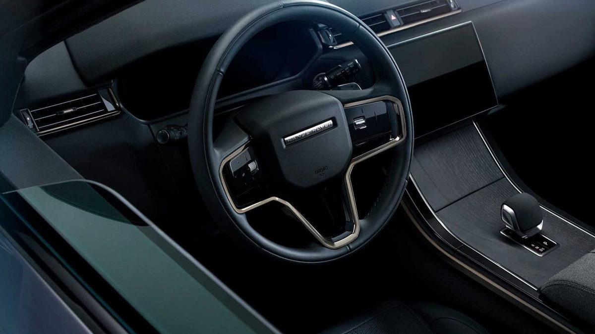 2024 Range Rover Velar Tanıtıldı: İşte Türkiye’de Çokça Sevilen Sportif SUV’un Yenilenen Tasarımı