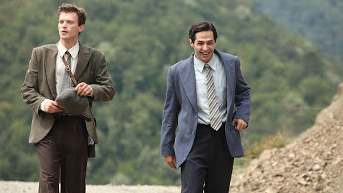 Oynadığı Her Karakterle Hafızalara Kazınan Kıvanç Tatlıtuğ’un En İyi 5 Dizi ve Filmi