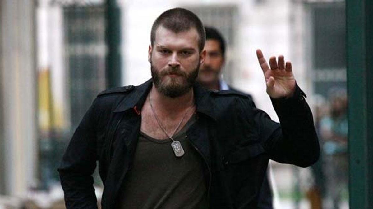 Oynadığı Her Karakterle Hafızalara Kazınan Kıvanç Tatlıtuğ’un En İyi 5 Dizi ve Filmi