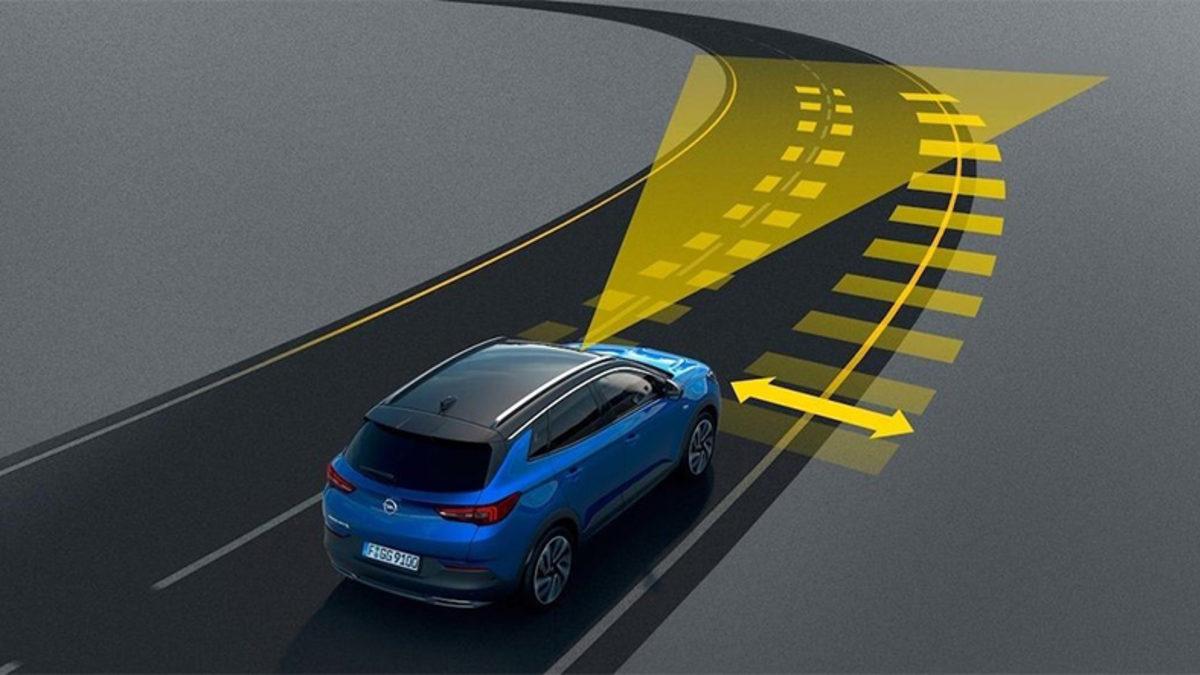 Keskin Hatlarıyla Dikkat Çeken Opel Grandland X 2021 Özellikleri ve Fiyat Listesi