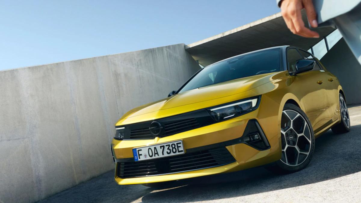 Hem Modern Tasarımı Hem de Keskin Hatlarıyla Karşımıza Çıkan 2022 Model Opel Astra’nın Dikkat Çeken Özellikleri ve Fiyat Listesi