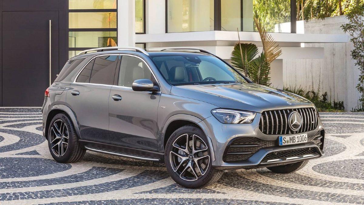 Mercedes’in Sevilen SUV’u GLE Serisinin Dikkat Çeken Özellikleri ve Fiyat Listesi