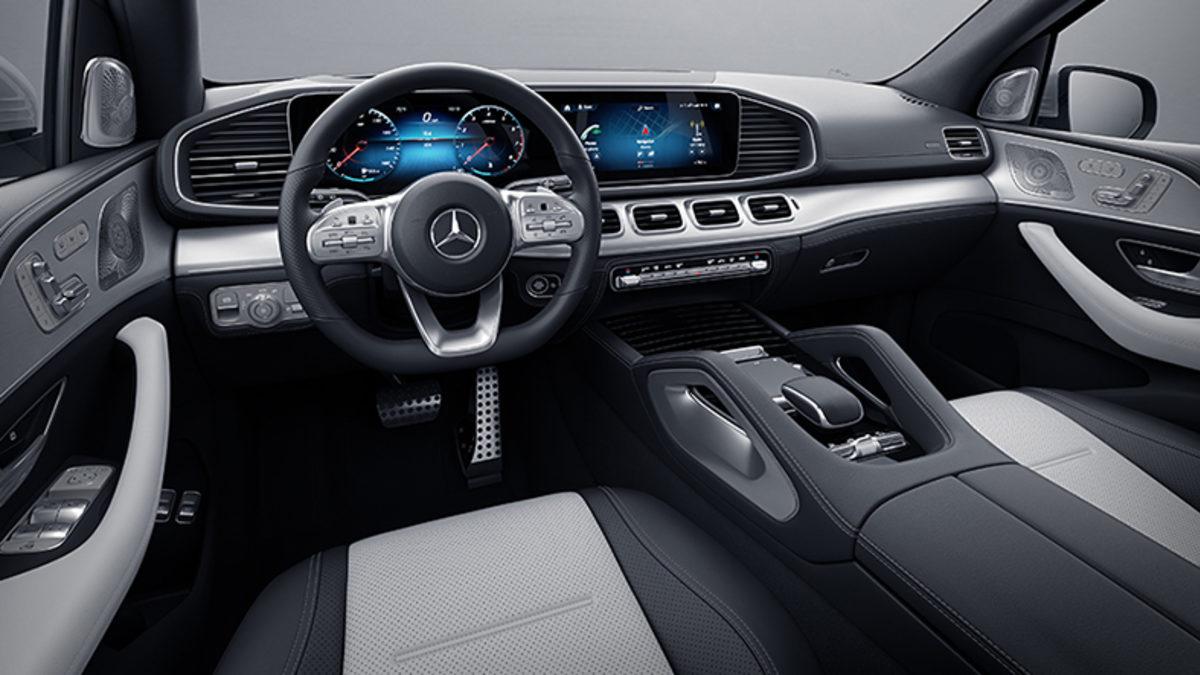 Mercedes’in Sevilen SUV’u GLE Serisinin Dikkat Çeken Özellikleri ve Fiyat Listesi