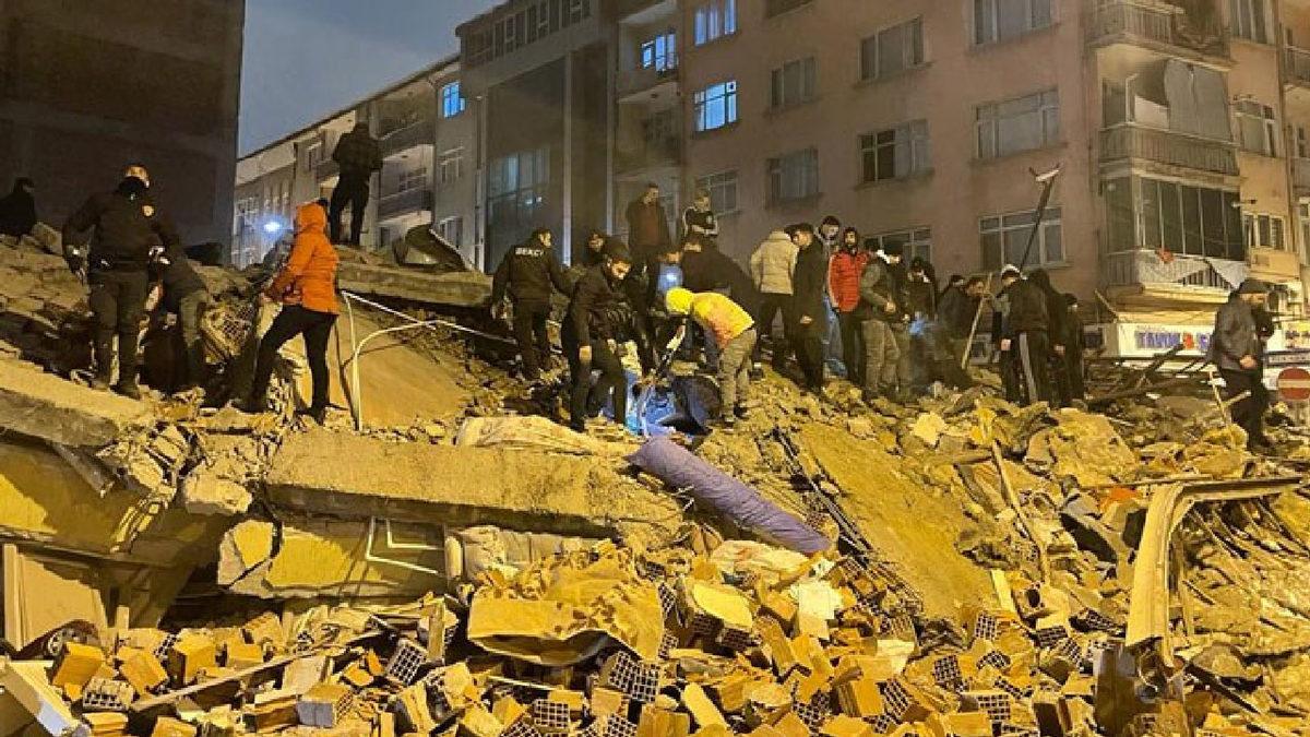 Depremin Ardından Dünyanın Dört Bir Yanından Türkiye’ye Destek: Güney Kore, Tüm Kaynakların Seferberliği İçin Talimat Verdi